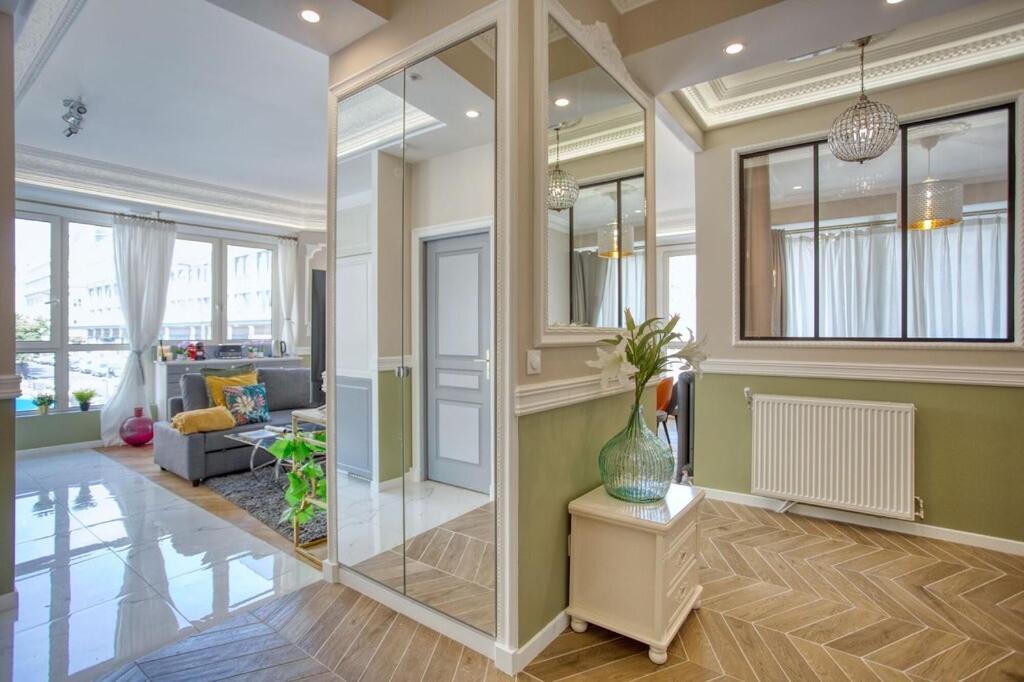 160m² 6ch-haussmannien Climatise & Ascens * Parijs