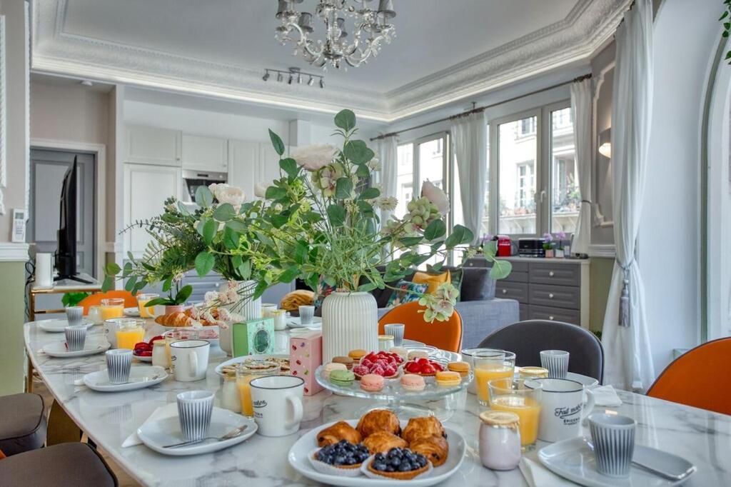 Appartement 160m² 6ch-haussmannien Climatise & Ascens